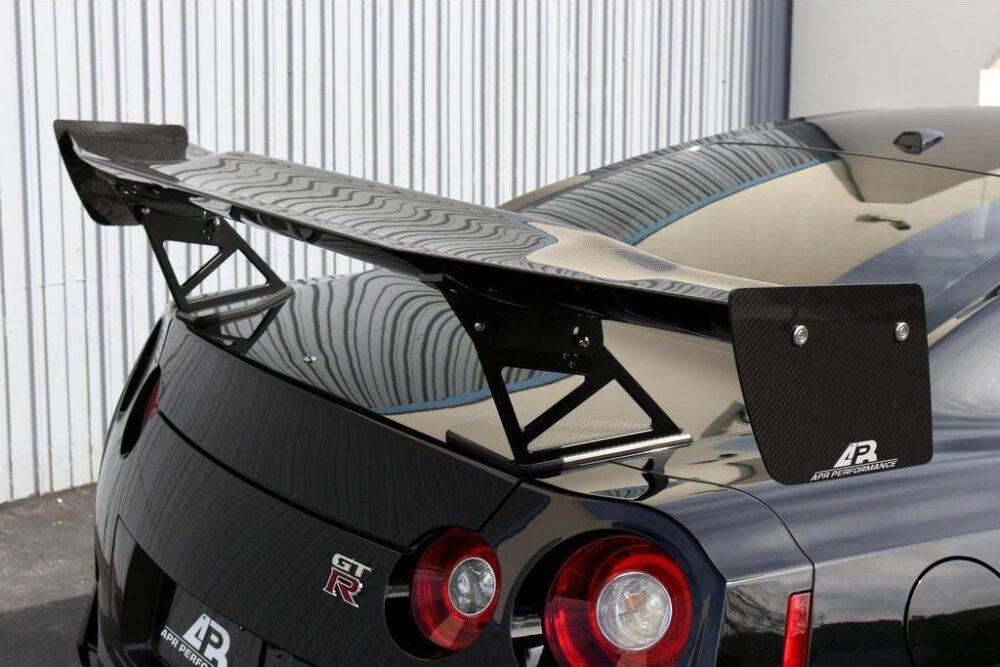 AP500 Style Matte Carbon Fiber Rear Spoiler – Nissan GT-R R35 (2008 - 2016) CBA / DBA