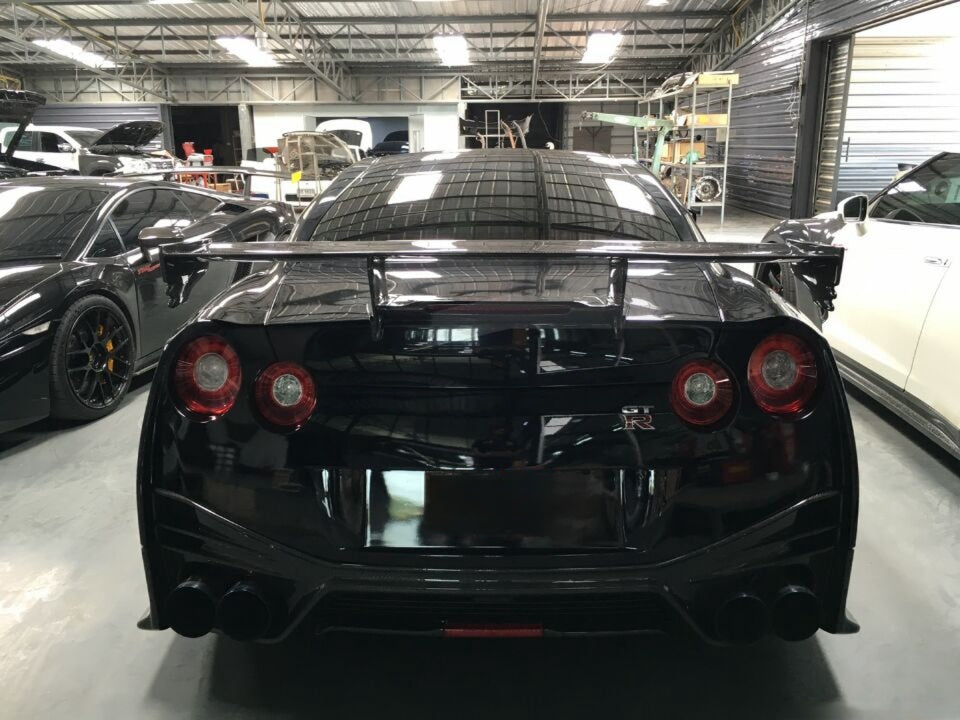 Nismo N Attach Style Carbon Fiber Rear Spoiler – Nissan GT-R R35 (2008–2016) CBA / DBA