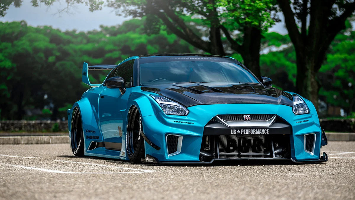 Liberty Walk Type 3 Wide Body Kit – Nissan GT-R R35 (2008 - 2016) CBA / DBA