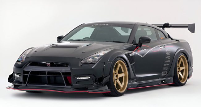 Varis Style Carbon Fiber Side Skirts – Nissan GT-R R35 (2008–2016) CBA / DBA