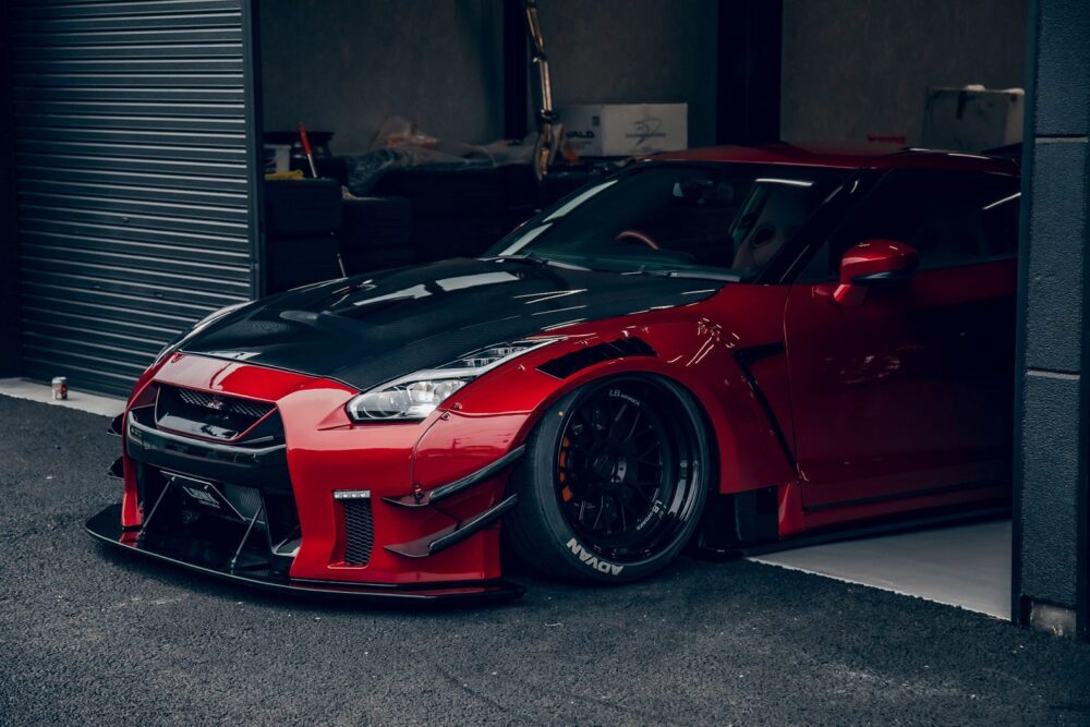 Liberty Walk V2 Style Carbon Fiber Bonnet – Nissan GT-R R35 (2016+ ) 4BA