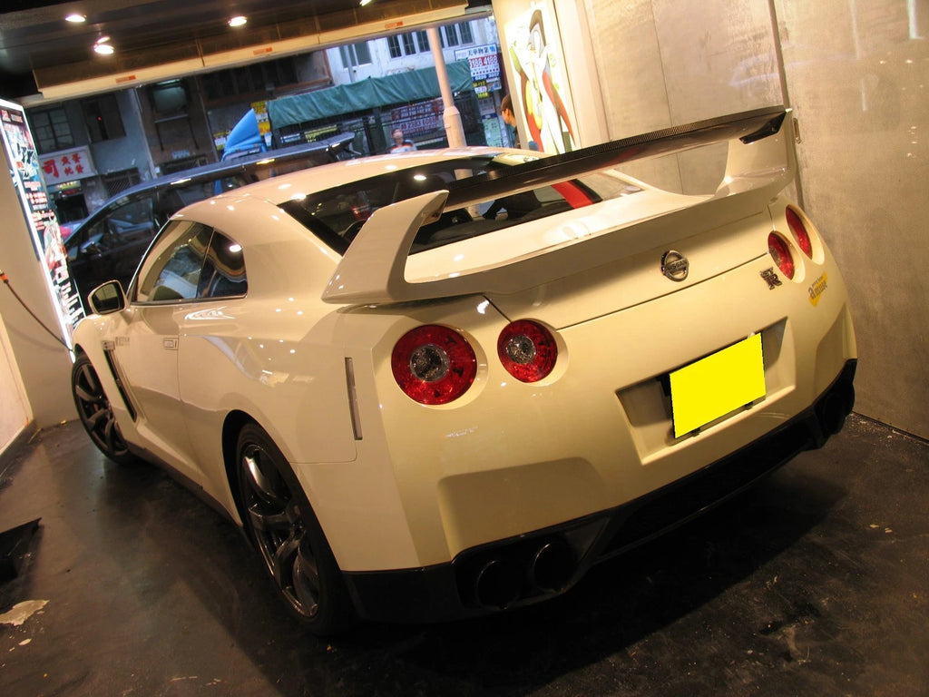 Amuse Style Carbon Fiber Rear Spoiler – Nissan GT-R R35 (2008 - 2016) CBA / DBA