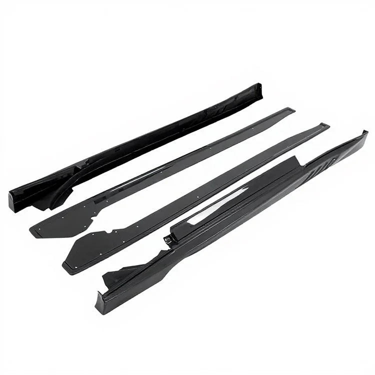 Varis Style Carbon Fiber Side Skirts – Nissan GT-R R35 (2008–2016) CBA / DBA