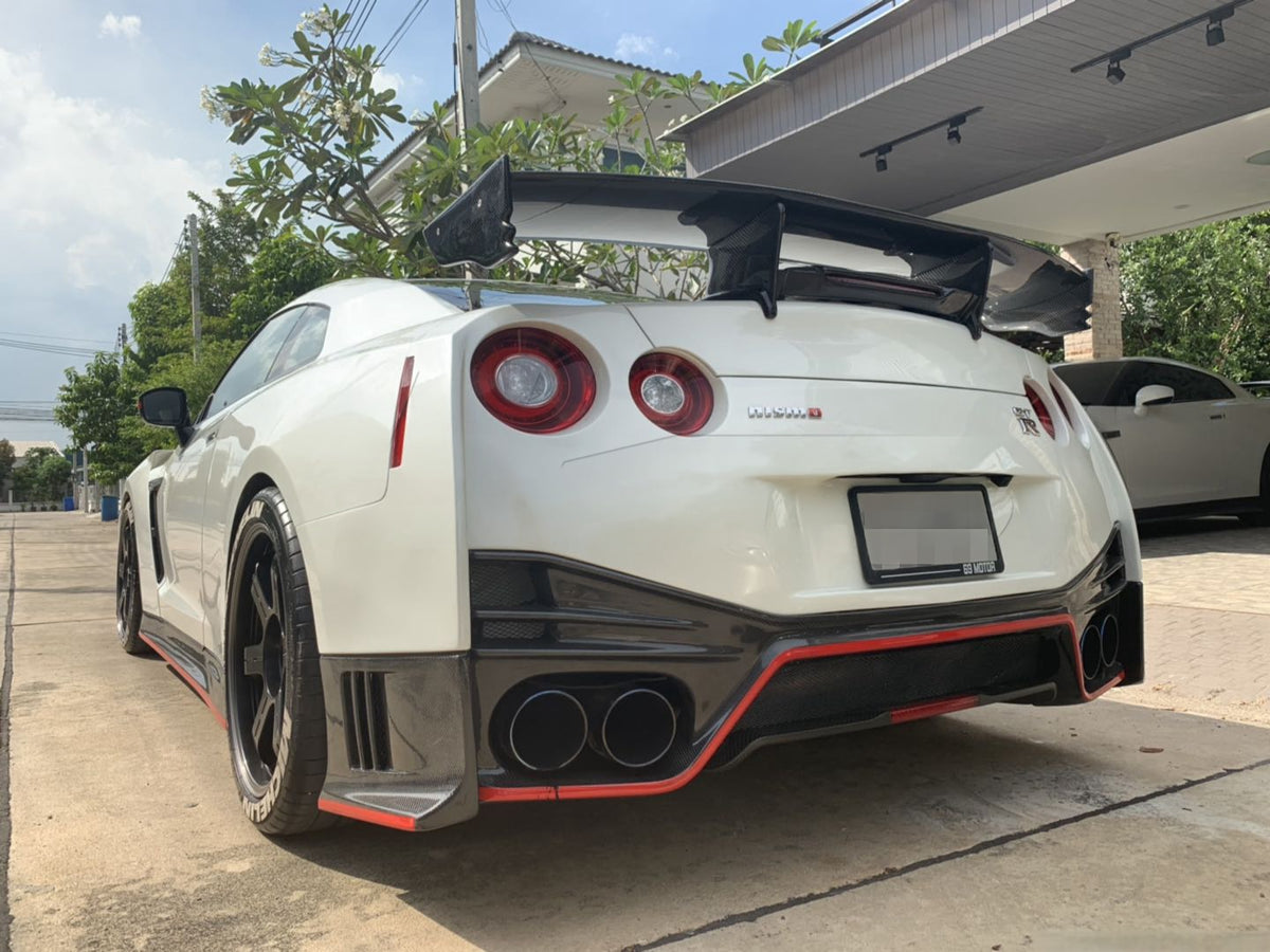 Nismo N Attach Style Carbon Fiber Rear Spoiler – Nissan GT-R R35 (2008–2016) CBA / DBA