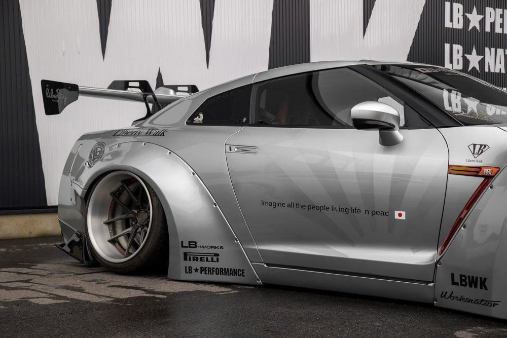 Liberty Walk Performance Style Carbon Fiber Rear Spoiler - Nissan GT-R R35 ( 2008 - 2016 ) CBA / DBA