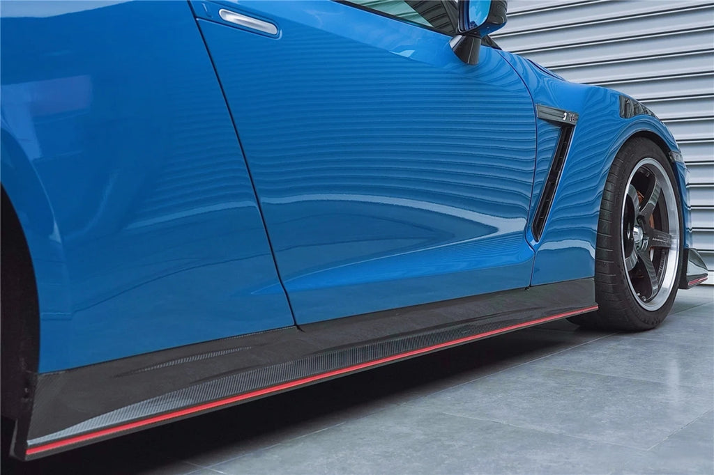 Nismo Style Carbon Fiber Side Skirts – Nissan GT-R R35 (2008–2016) CBA / DBA