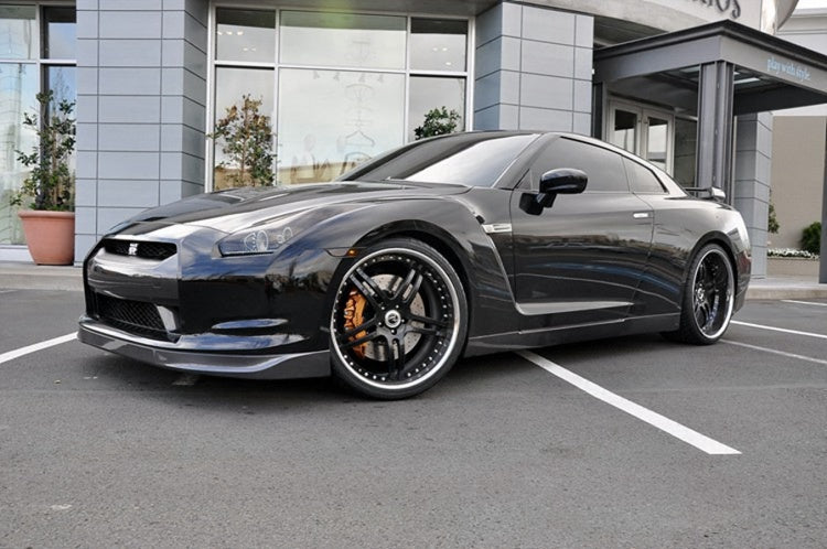 OEM Style Matte Carbon Fiber Side Skirts – Nissan GT-R R35 (2008–2016) CBA / DBA