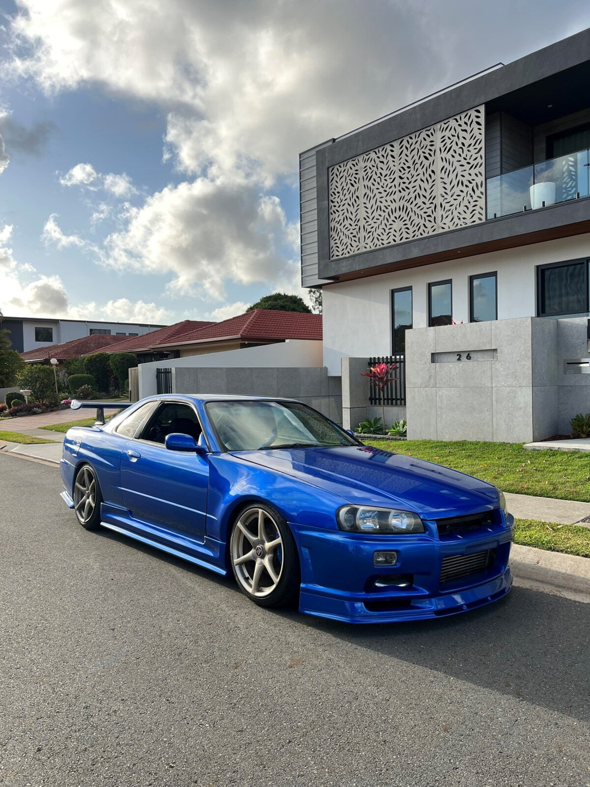 Wide +50mm Fiber Glass Rear Fender - Nissan Skyline R34 GTT (1998 - 2002)
