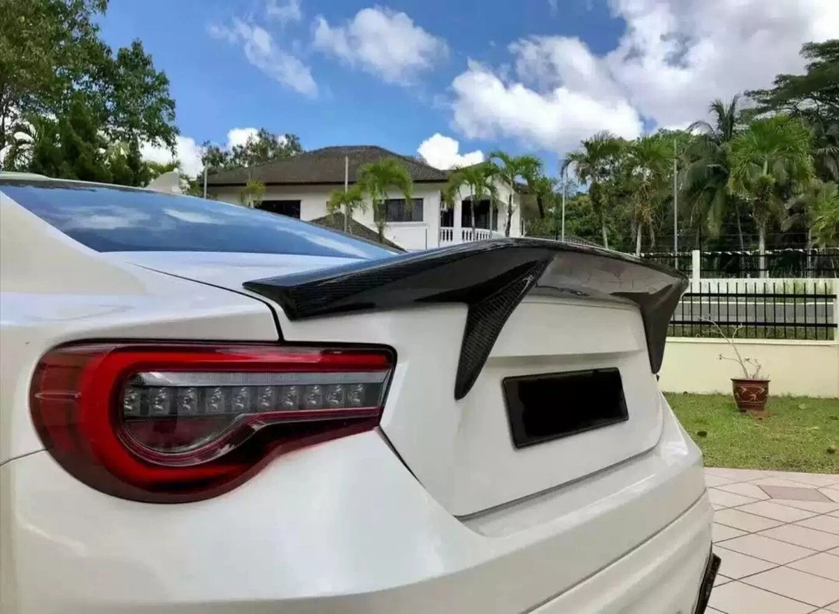 AB Style Carbon Fiber Duck Lip Spoiler - Toyota GT86 ZN6 ( 2012 - 2017 )