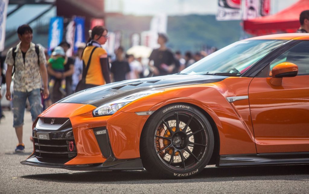 Top Secret Style Half Carbon Fiber Front Bumper – Nissan GT-R R35 (2008 - 2016) CBA / DBA