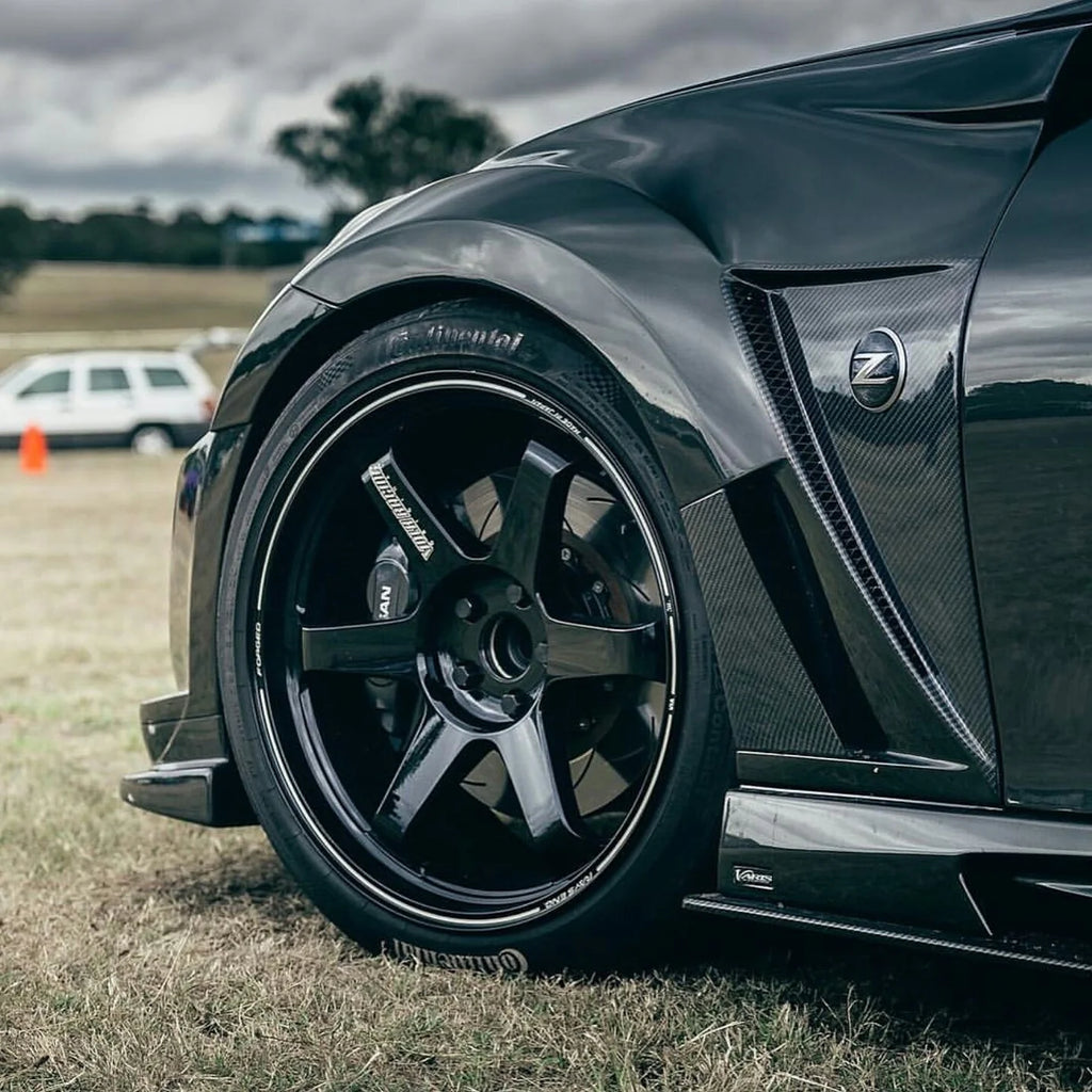 Varis Style Carbon Fiber Vented Front Fender - Nissan 370Z ( 2009 - 2020 ) Z34