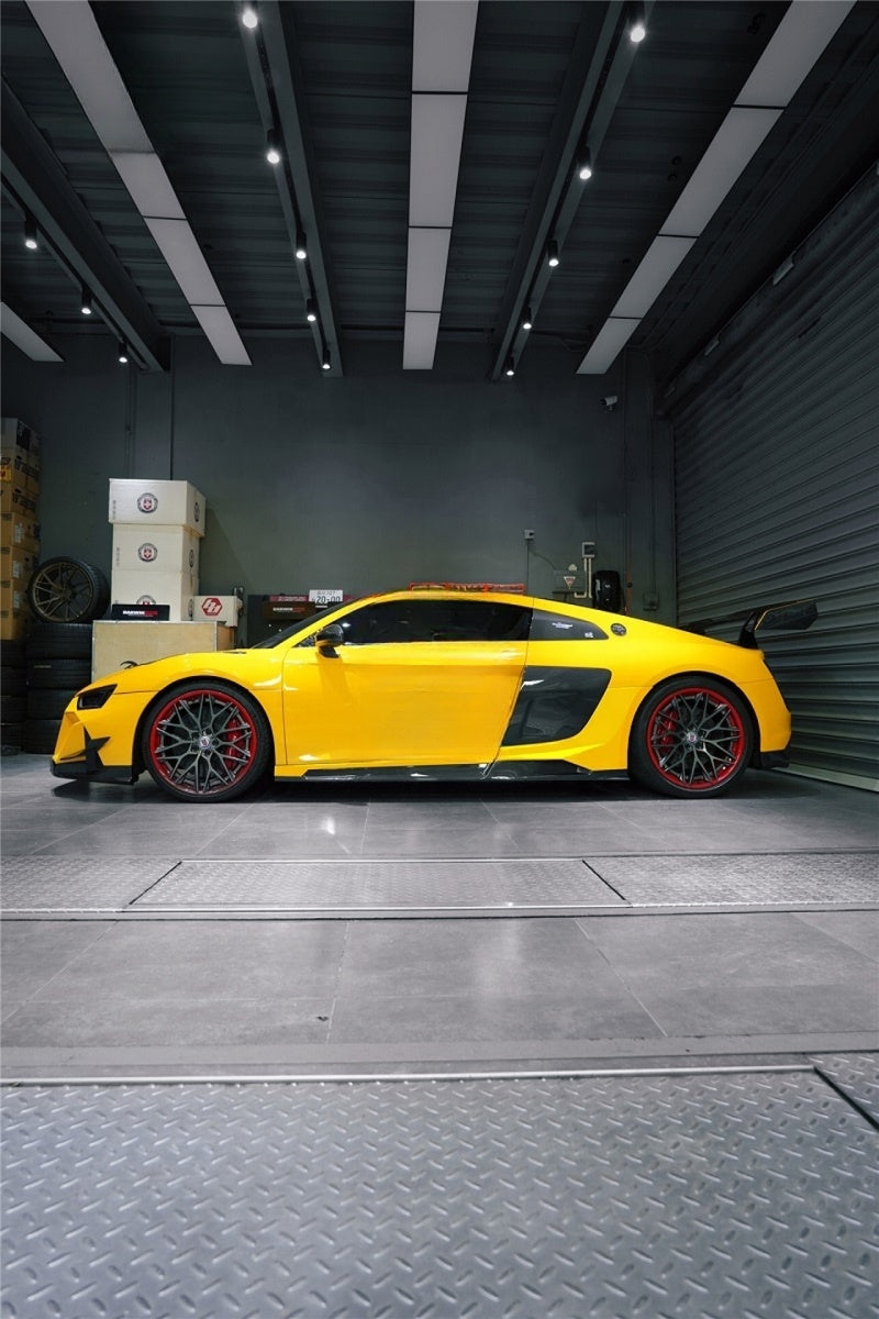 IMP Performance V2 Side Lower Sill with Carbon Fiber Side Skirts - Audi R8 (2016-2022)