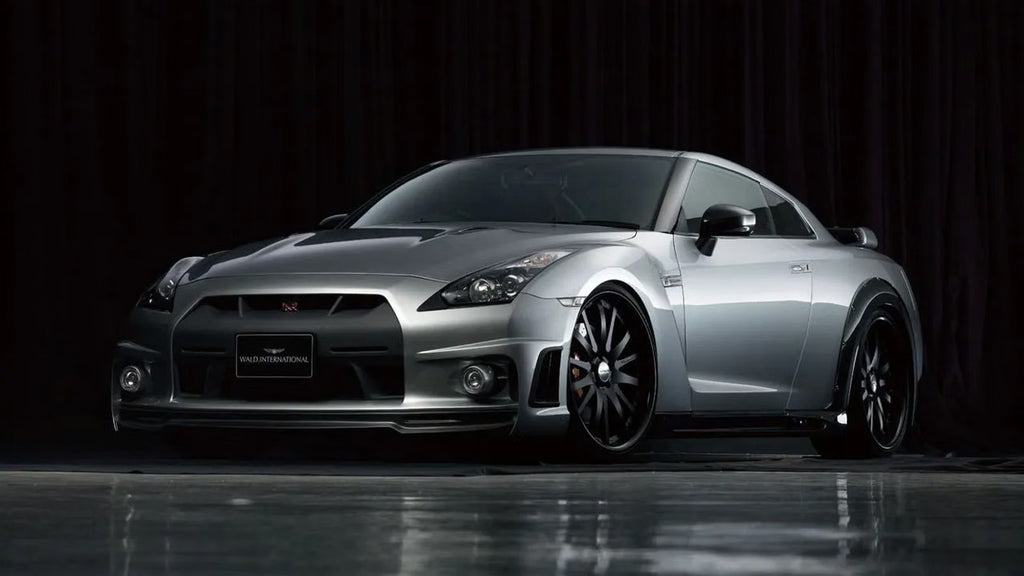 Wald Style Carbon Fiber Side Skirts – Nissan GT-R R35 (2008 – 2016) CBA / DBA