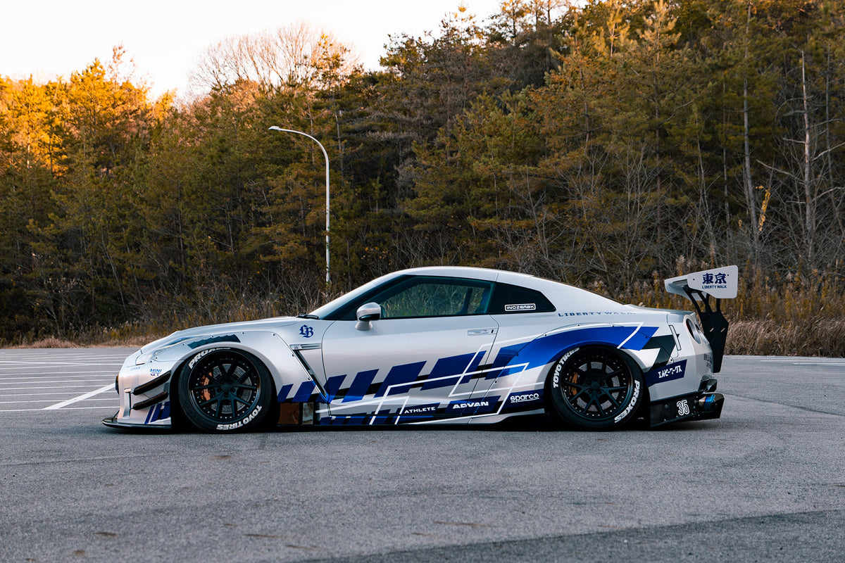 Liberty Walk Type 2 Style Rear Spoiler – Nissan GT-R R35 (2008–2016) CBA / DBA