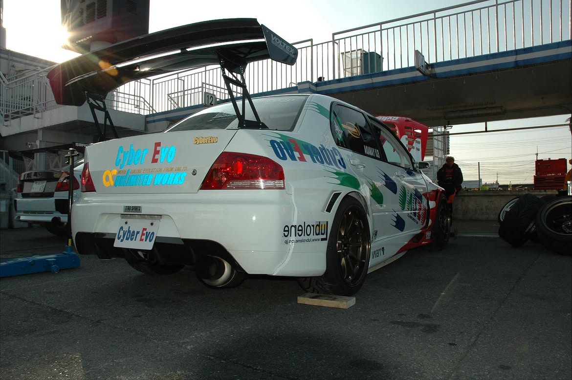 Voltex Style Carbon Fiber Rear Fender Add-Ons - Mitsubishi Evolution 8 & 9 (2003-2007) CT9A
